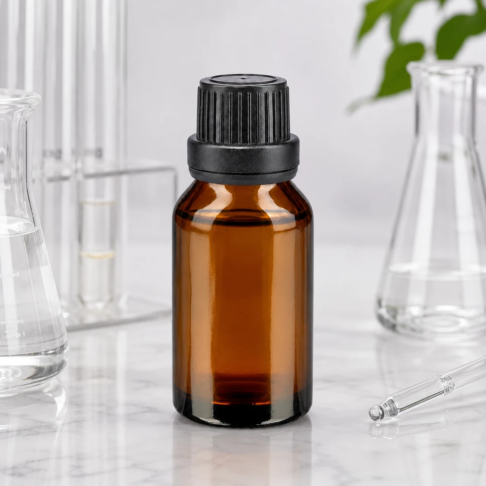 Flacon en verre brun de 30 ml muni d'un bouchon de sécurité noir pour enfants, destiné à un usage professionnel en laboratoire