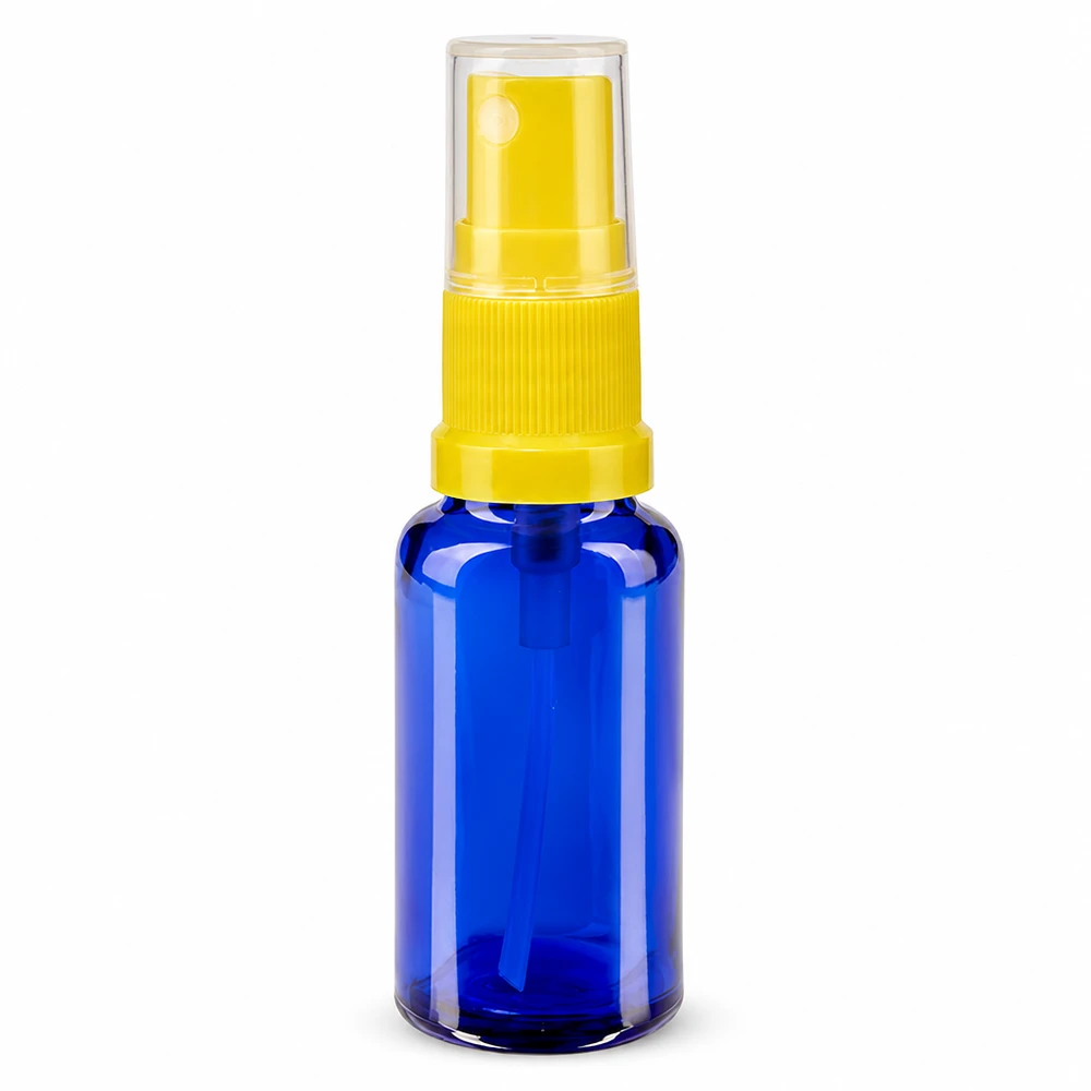 Petit flacon de pharmacie bleu en verre de 20 ml, muni d'un vaporisateur à pompe jaune et d'un bouchon de sécurité