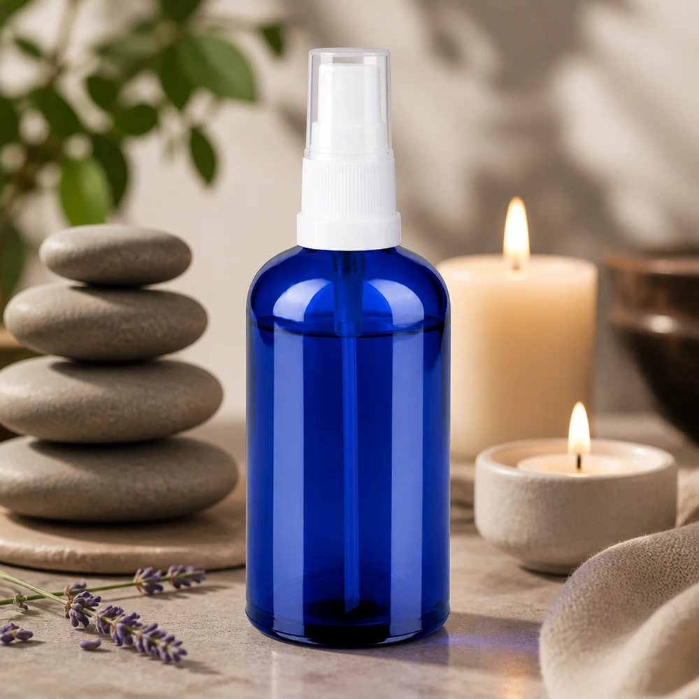 100ml spray blanc/tr. STD BlueLine UT18/100 Vaporisateur pratique de 100 ml en verre résistant avec un vaporisateur à pompe pour le bien-être.