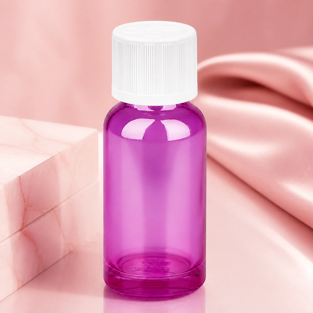 Flacon en verre transparent violet de 20ml avec un bouchon à vis pratique pour les cosmétiques et mélanges DIY