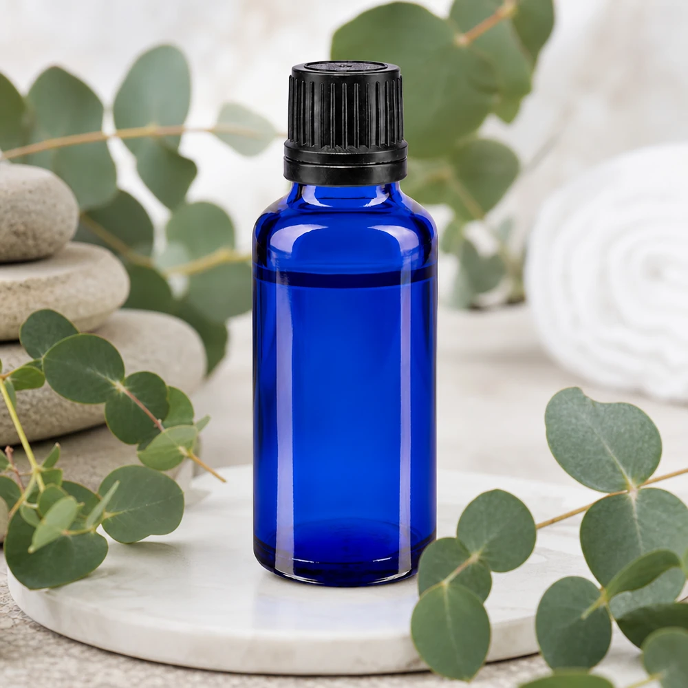 Petit flacon de pharmacie bleu de 30 ml avec bouchon d'origine noir et compte-gouttes de précision