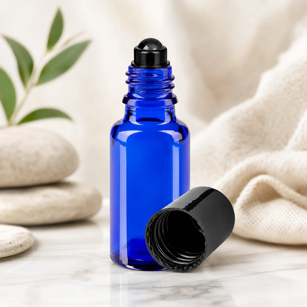 Flacon de déodorant en verre bleu 20 ml, déo à bille vide Flacon en verre compact de 20 ml à bille, de couleur bleu cobalt, muni d'un bouchon à vis noir amovible