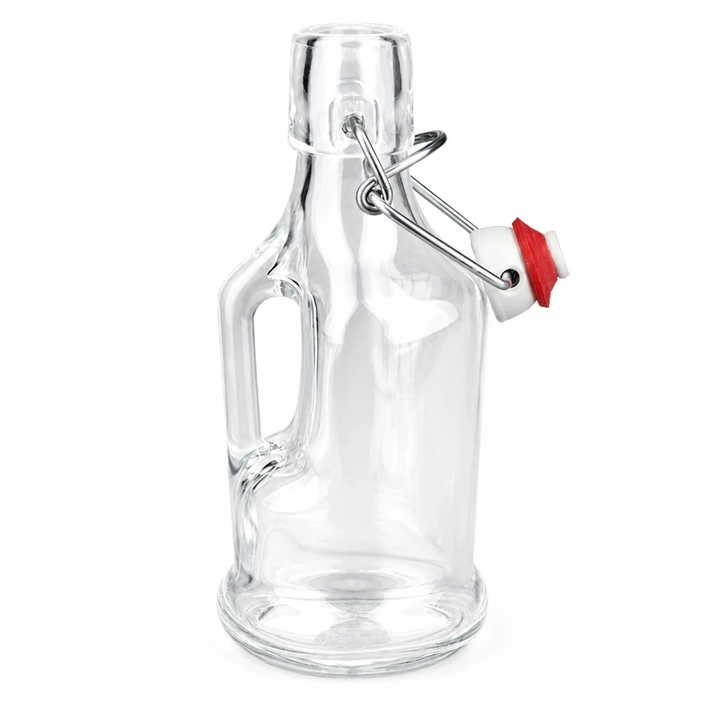 Bouteille en verre 200 ml « Bertha » et bouchon en porcelaine UNiTWIST® Bouteille en verre Bertha 200ml avec anneau en caoutchouc rouge sur le bouchon à étrier et l'anse Détail vue de côté UNiTW