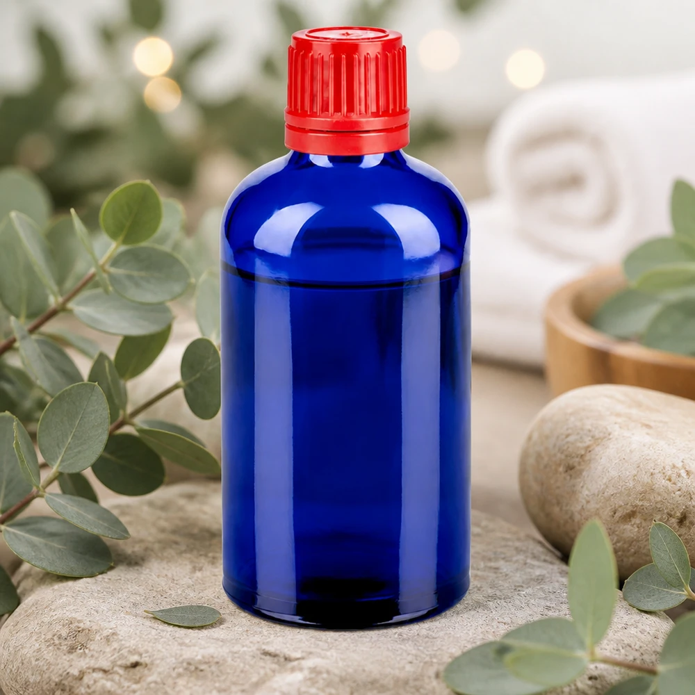 Flacon 100ml 11mm SV rouge OV BlueLine UT18/100 Elégant flacon bleu de 100 ml avec bouchon de sécurité pour les enfants, idéal pour les cosmétiques et la pharmacie.