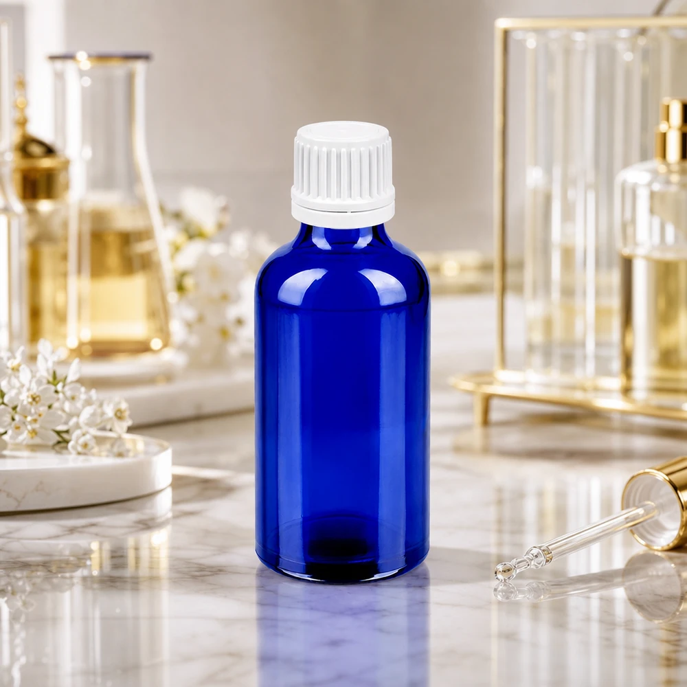 Flacon 50ml 11mm SV blanc OV BlueLine UT18/50 Flacon de 50 ml en verre borosilicaté bleu, protégé de la lumière, avec bouchon de sécurité