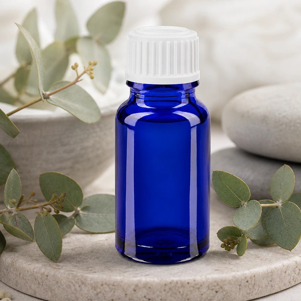 Petit flacon en verre pharmaceutique bleu de 10 ml avec un goulot de 3 mm, destiné aux huiles essentielles et à la médecine naturelle