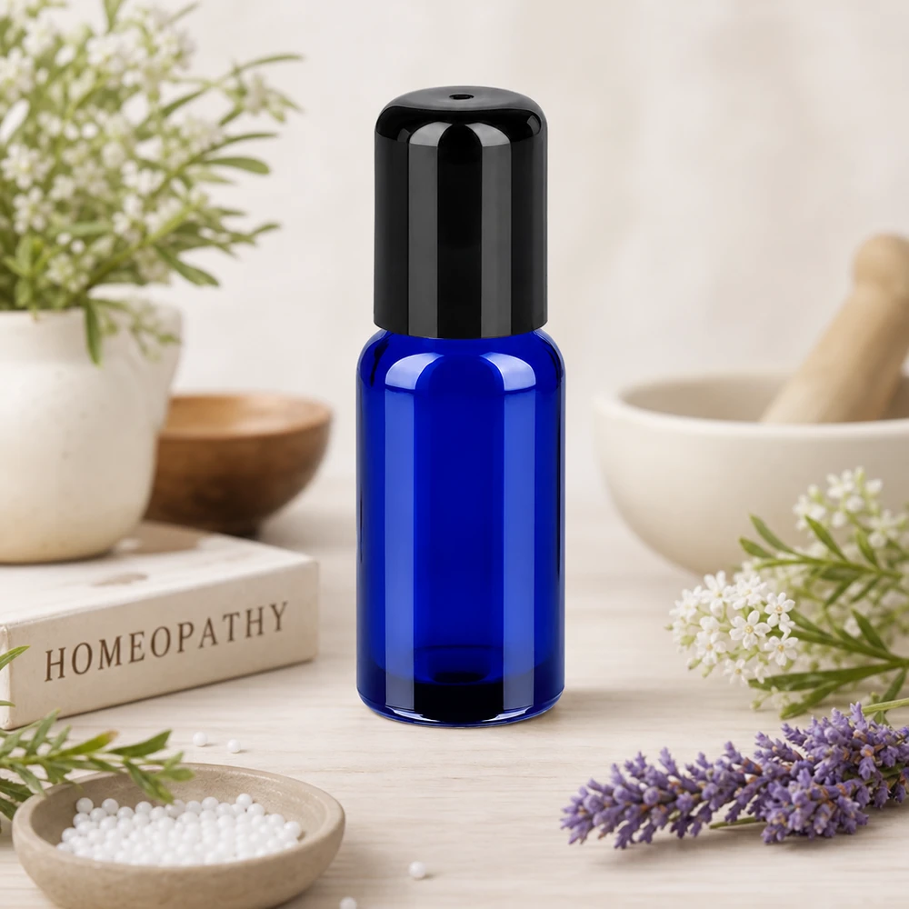 Flacon Roll-On 20ml noir STD BlueLine UT18/20 Flacon en verre bleu foncé pratique de 20 ml, idéal pour les voyages et les déplacements.