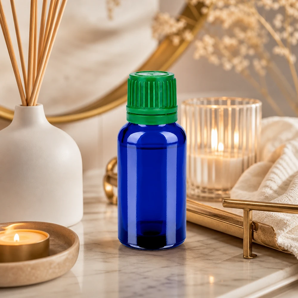 Flacon 20ml 11mm SV vert OV BlueLine UT18/20 Bouteille en verre professionnelle de 20 ml d'un bleu intense pour les mélanges d'huiles essentielles de qualité supérieure.