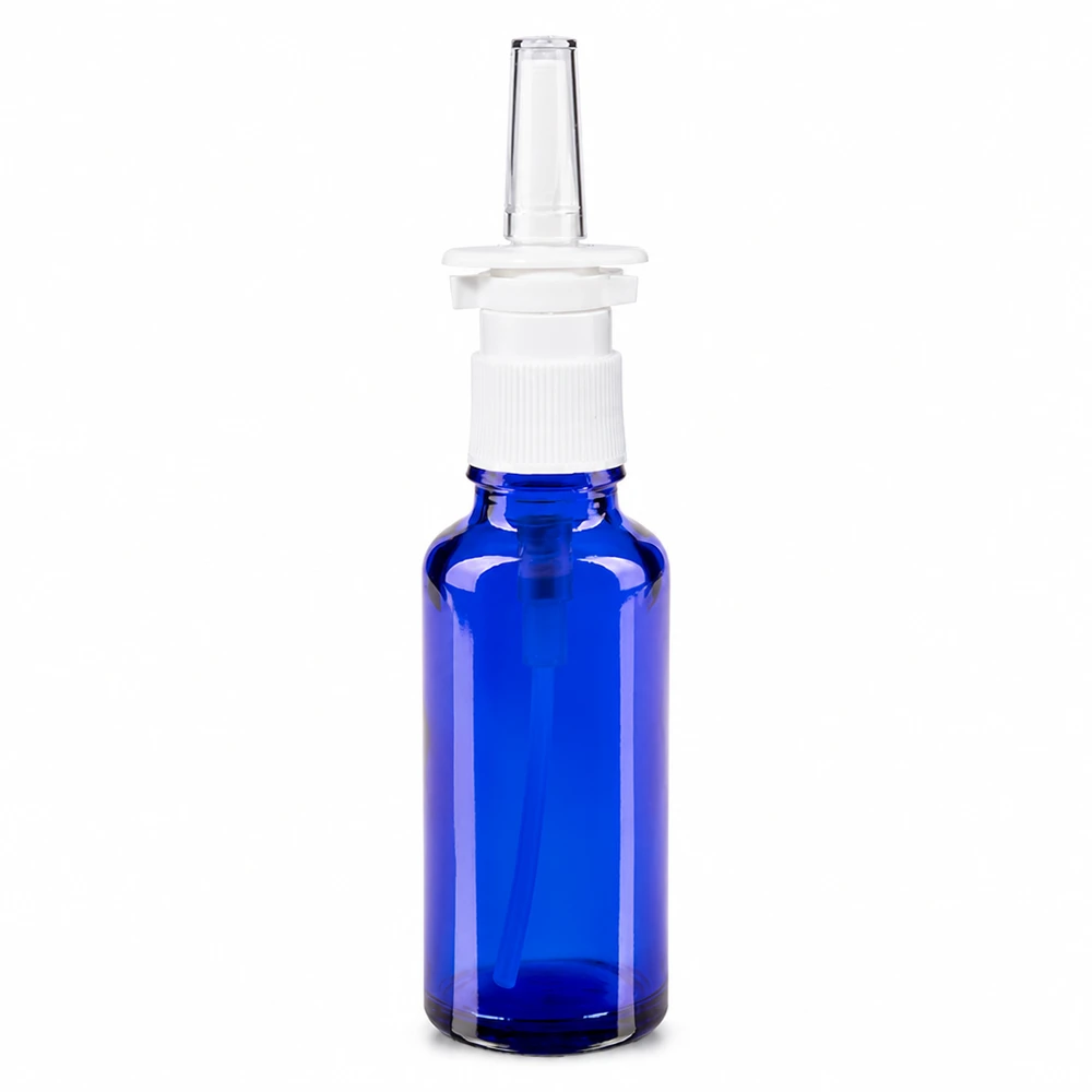 Flacon en verre bleu de 30 ml avec pompe vaporisatrice nasale blanche et embout d'application transparent pour sprays nasaux