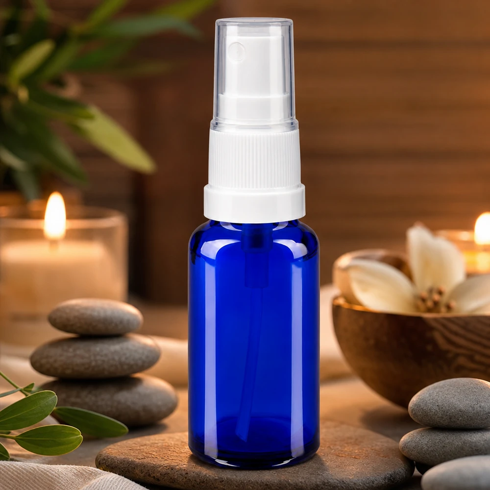 Flacon à pharmacie bleu 20ml embout spray blanc Flacon vaporisateur compact en verre de 20 ml, bleu cobalt, avec bouchon de protection transparent, destiné aux cosmétiques et aux soins