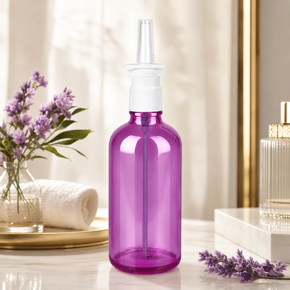 Flacon vaporisateur nasal 100ml blanc/transparent standard PurpleLine UT18/100 Flacon rond de 100 ml de couleur lilas avec une fine brume pour les sprays thérapeutiques pour le nez et la gorge