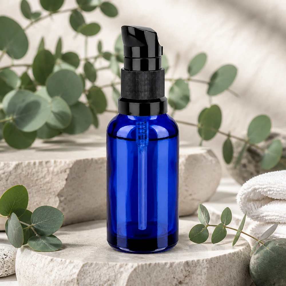 30ml flacon pompe noir STD BlueLine UT18/30 Bouteille distributrice professionnelle de 30ml en bleu pour les pharmacies et les instituts de beauté