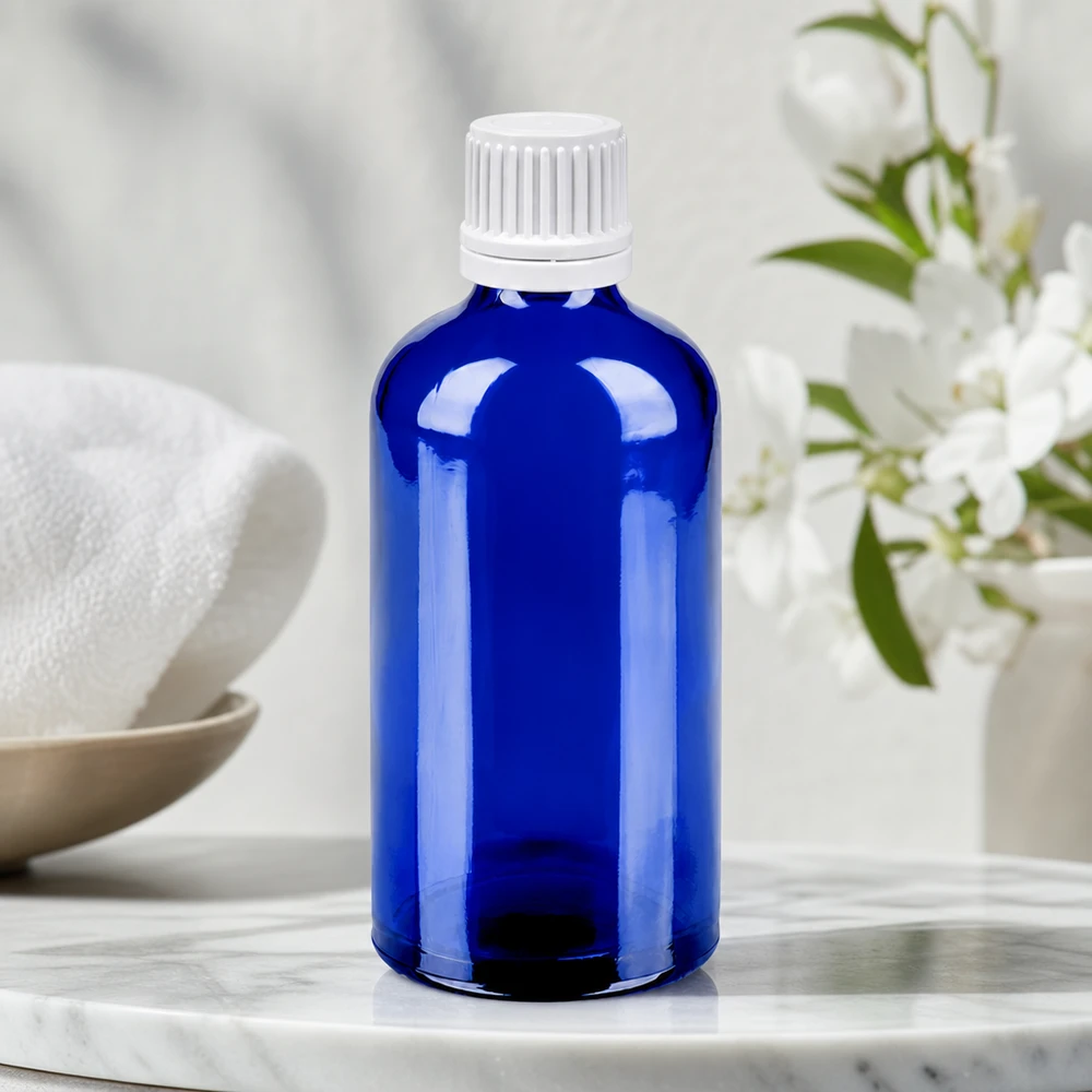 Flacon 100ml 11mm SV blanc OV BlueLine UT18/100 Bouteille en verre robuste BlueLine de 100 ml avec bouchon blanc à l'épreuve des enfants pour une utilisation professionnelle