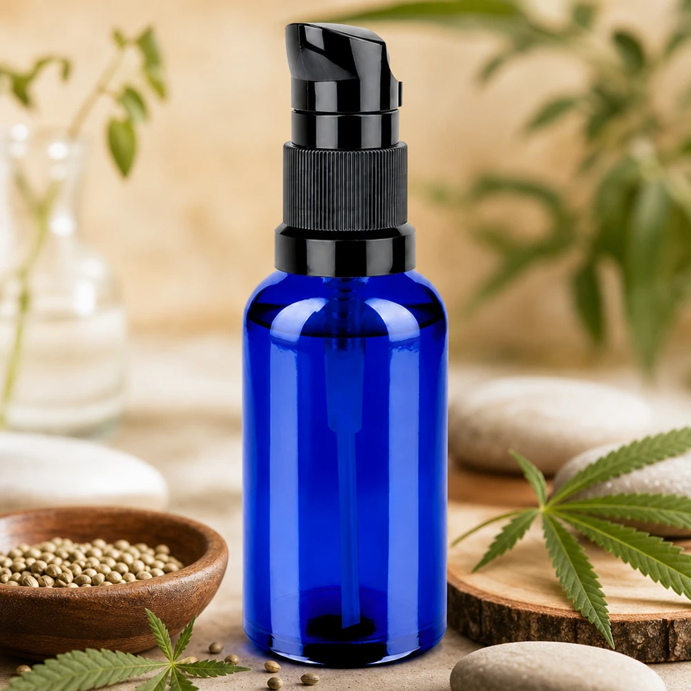 50ml flacon pompe noir STD BlueLine UT18/50 Flacon pompe robuste 50ml STD BlueLine UT18/50 avec protection UV par verre bleu pour les produits sensibles à la lumière