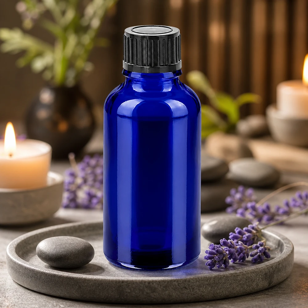 Bouteille de pharmacie robuste de 30 ml en verre bleu protecteur avec un bouchon à vis sécurisé